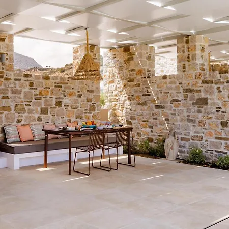 Orelia Luxury Villas Amoopi Exterior photo