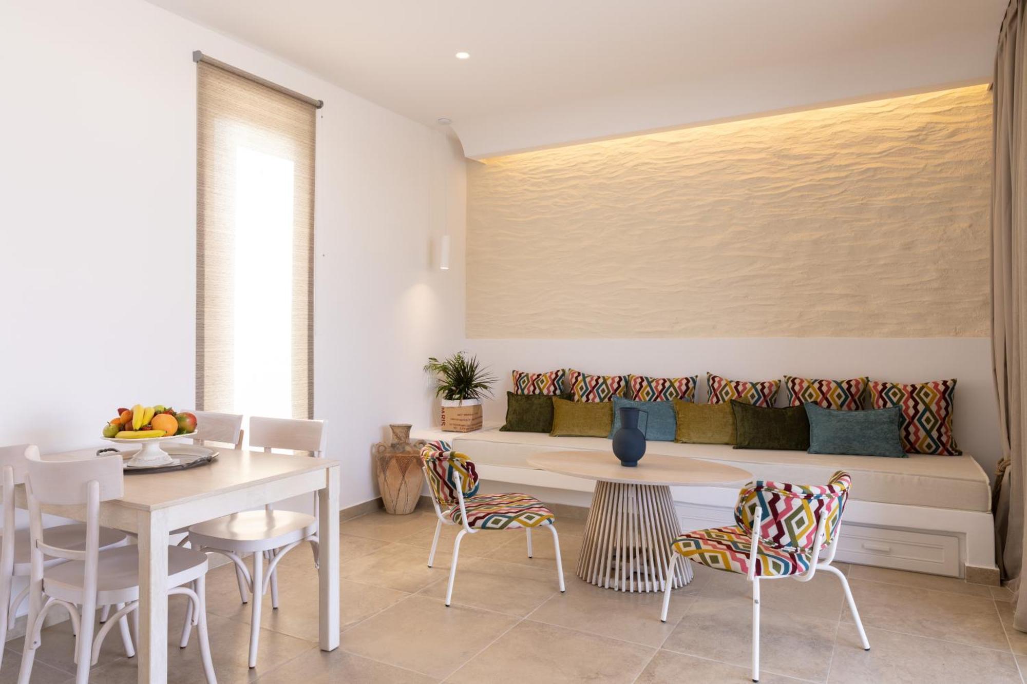 Orelia Luxury Villa
