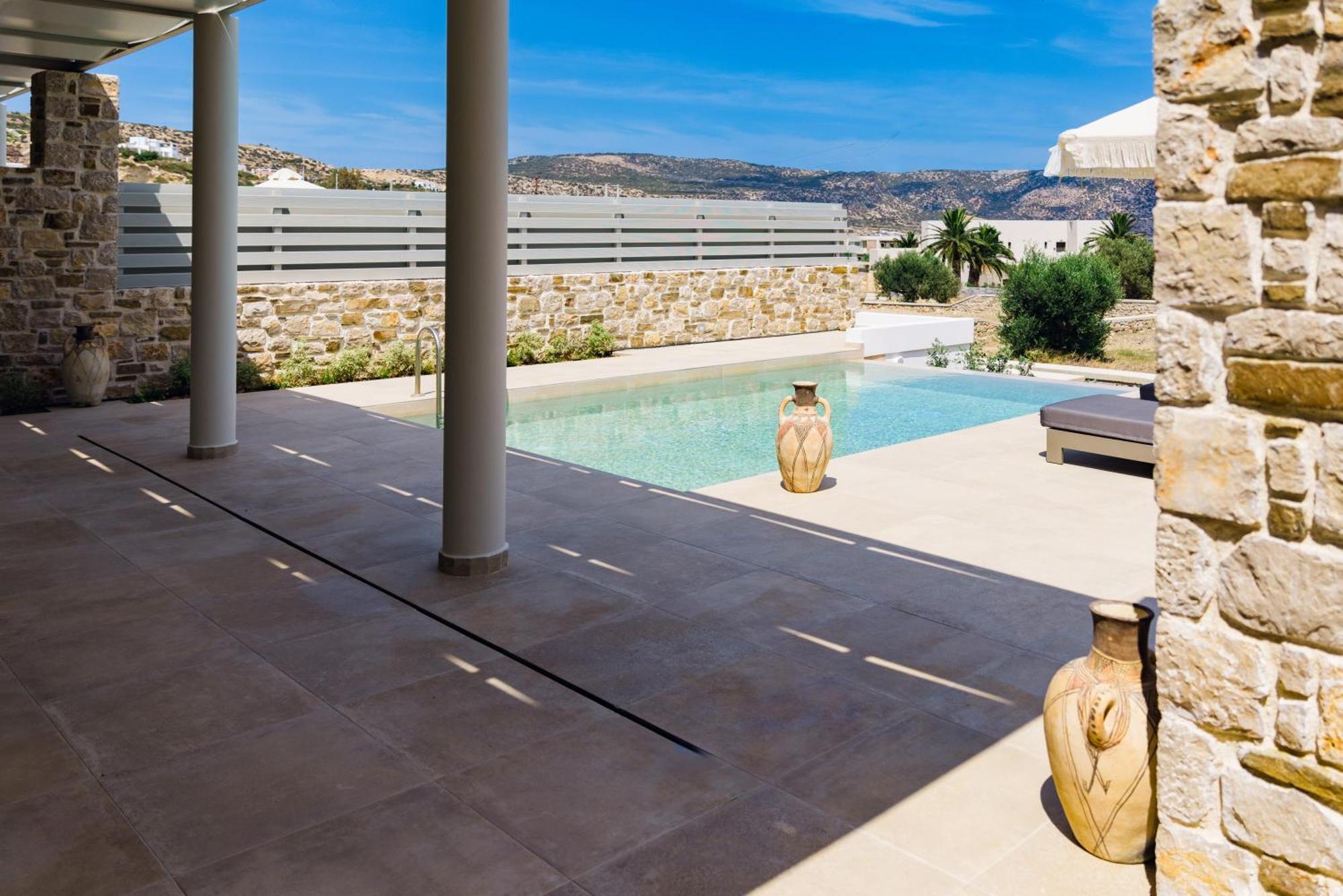 Orelia Luxury Villa Amoopi