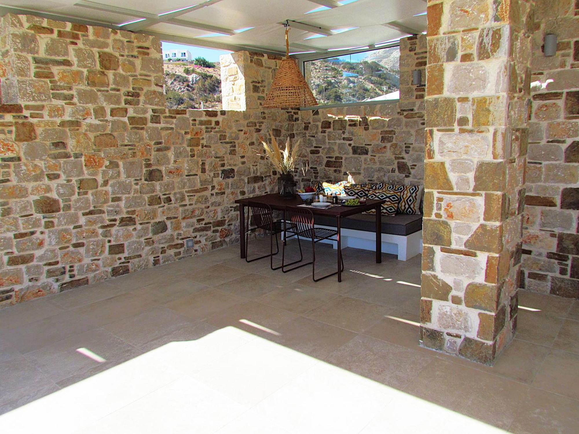 Orelia Luxury Villa