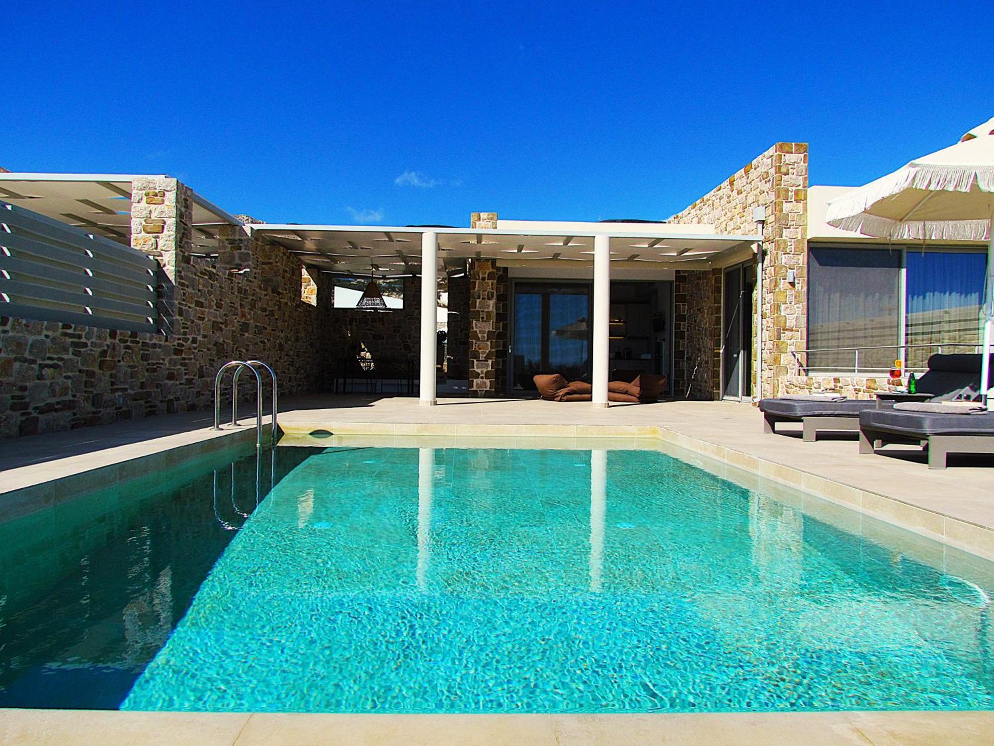 Orelia Luxury Villa Amoopi